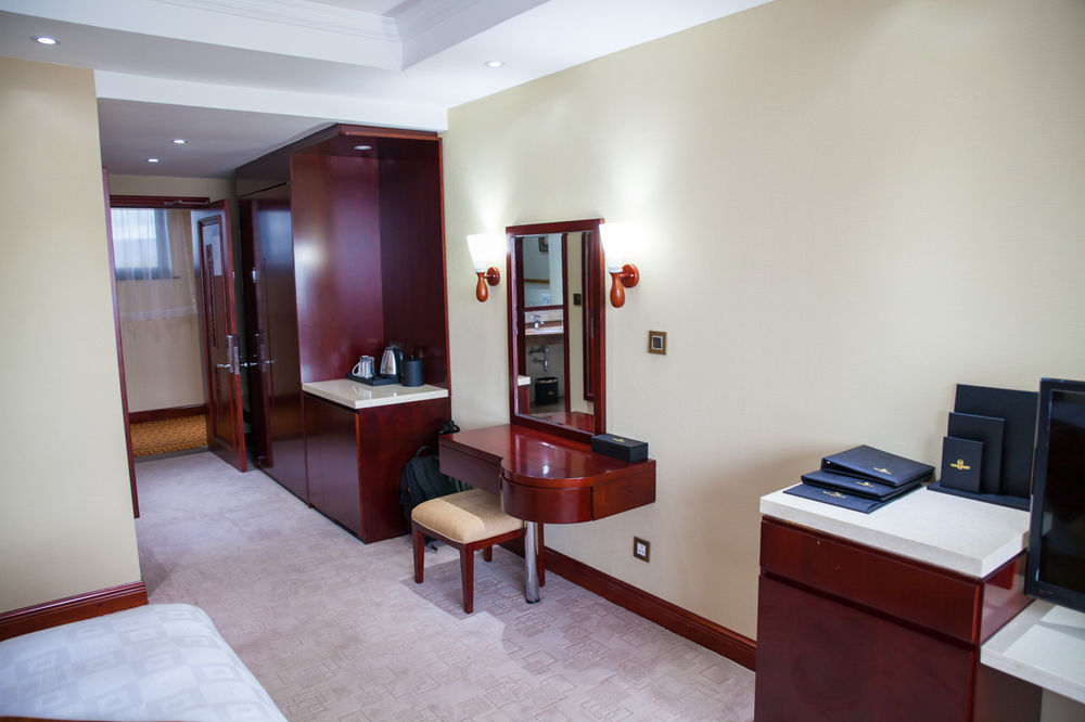 Grand Legacy Hotel Kigali Exterior photo